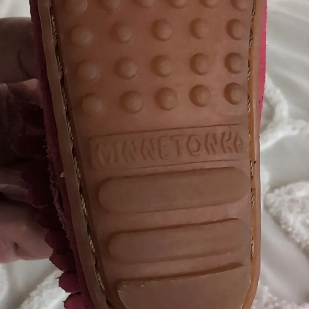 MINNETONKA 🩷Pink SUEDE Toddler Moccasins Size 3